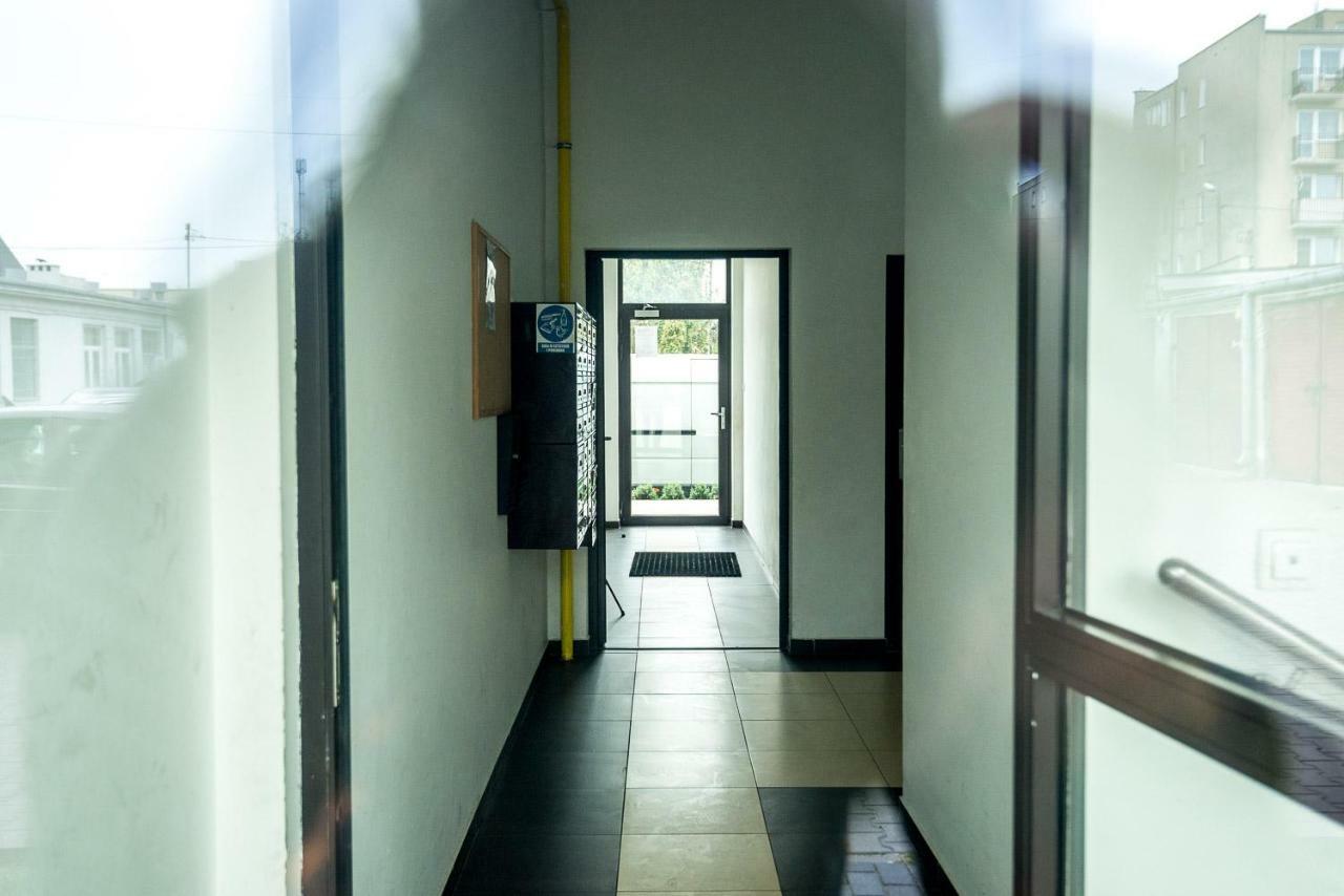Komfortowe Studio 52 M2 W Centrum Grojca Grojec  Екстер'єр фото